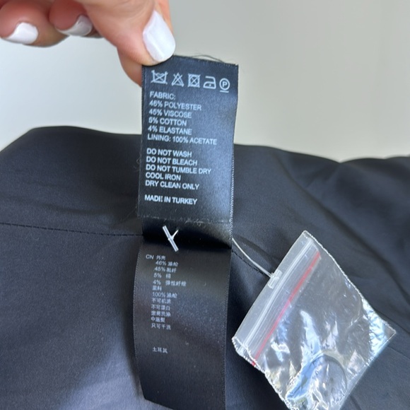 REISS black women’s blazer/jacket. Size XS. Like new - Picture 7 of 7